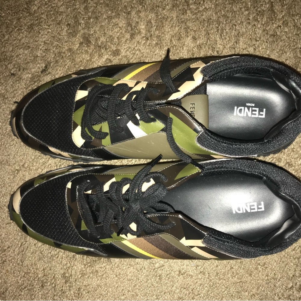 Fendi Black and Green Sneakers Sleek Modern Design